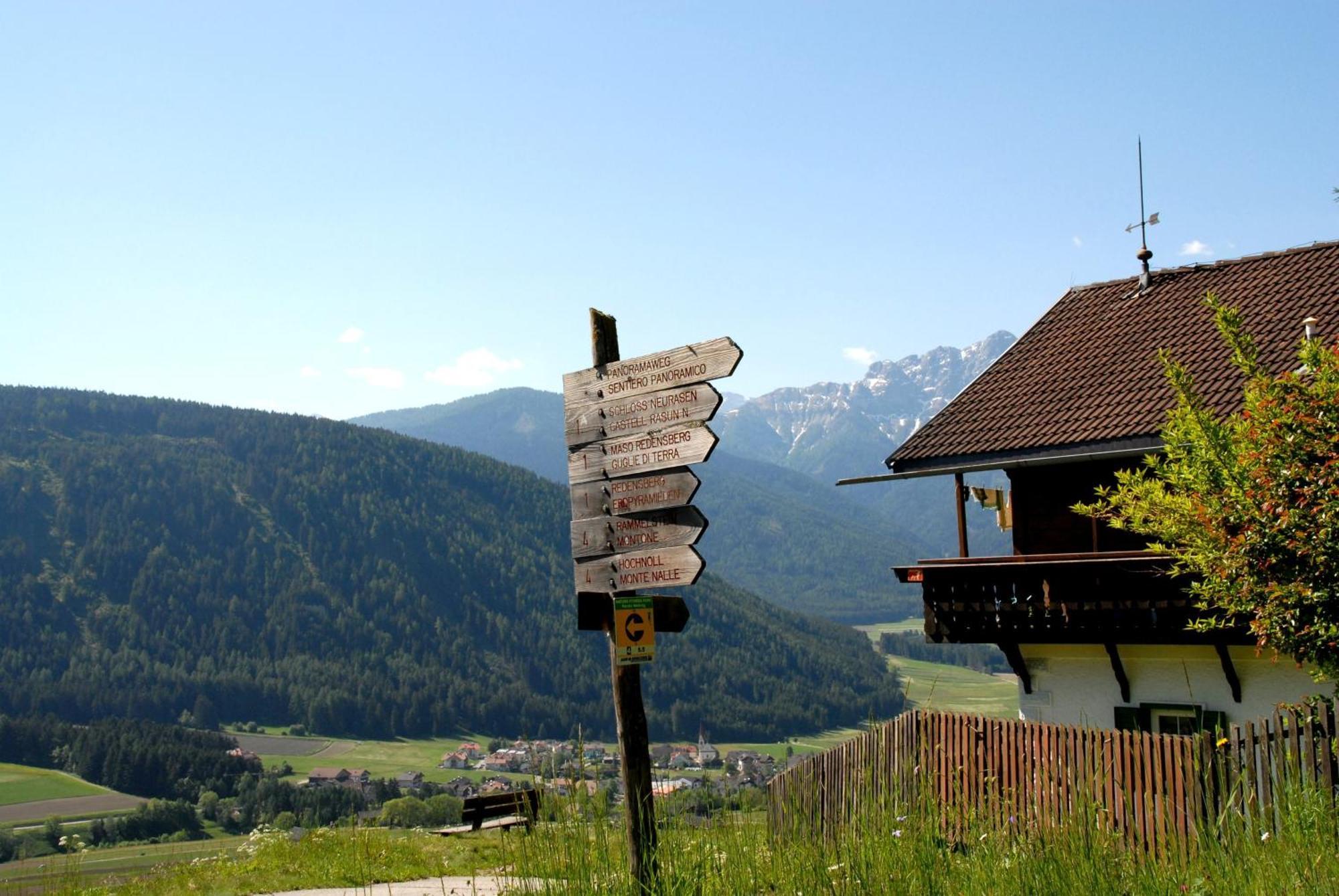 Garni Renzler Bed & Breakfast Rasun di Sopra Luaran gambar