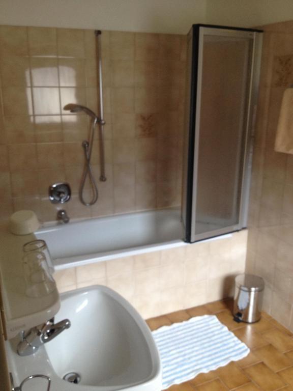 Garni Renzler Bed & Breakfast Rasun di Sopra Luaran gambar